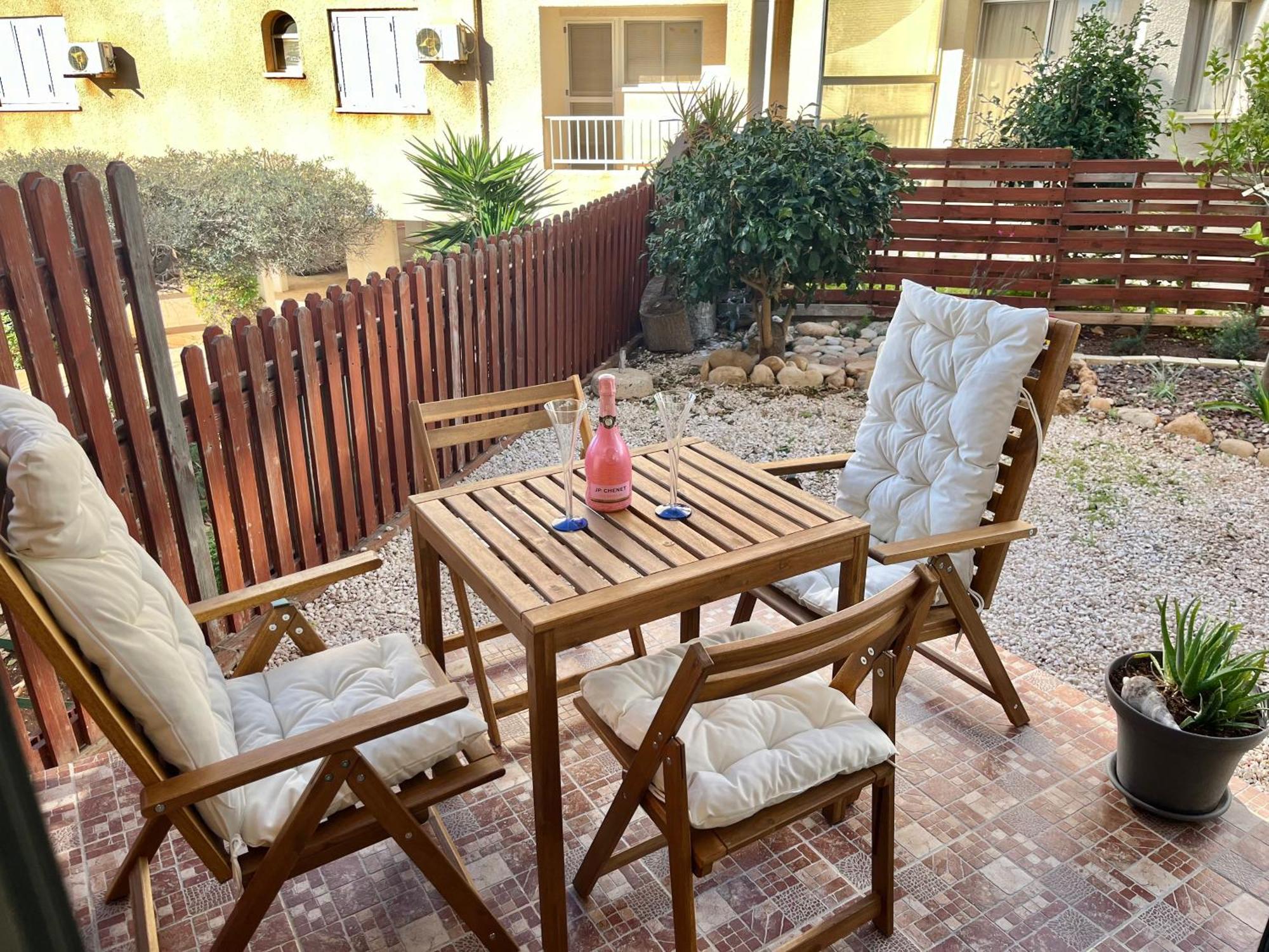 Ferienwohnung Diamond Complex Paphos Exterior foto