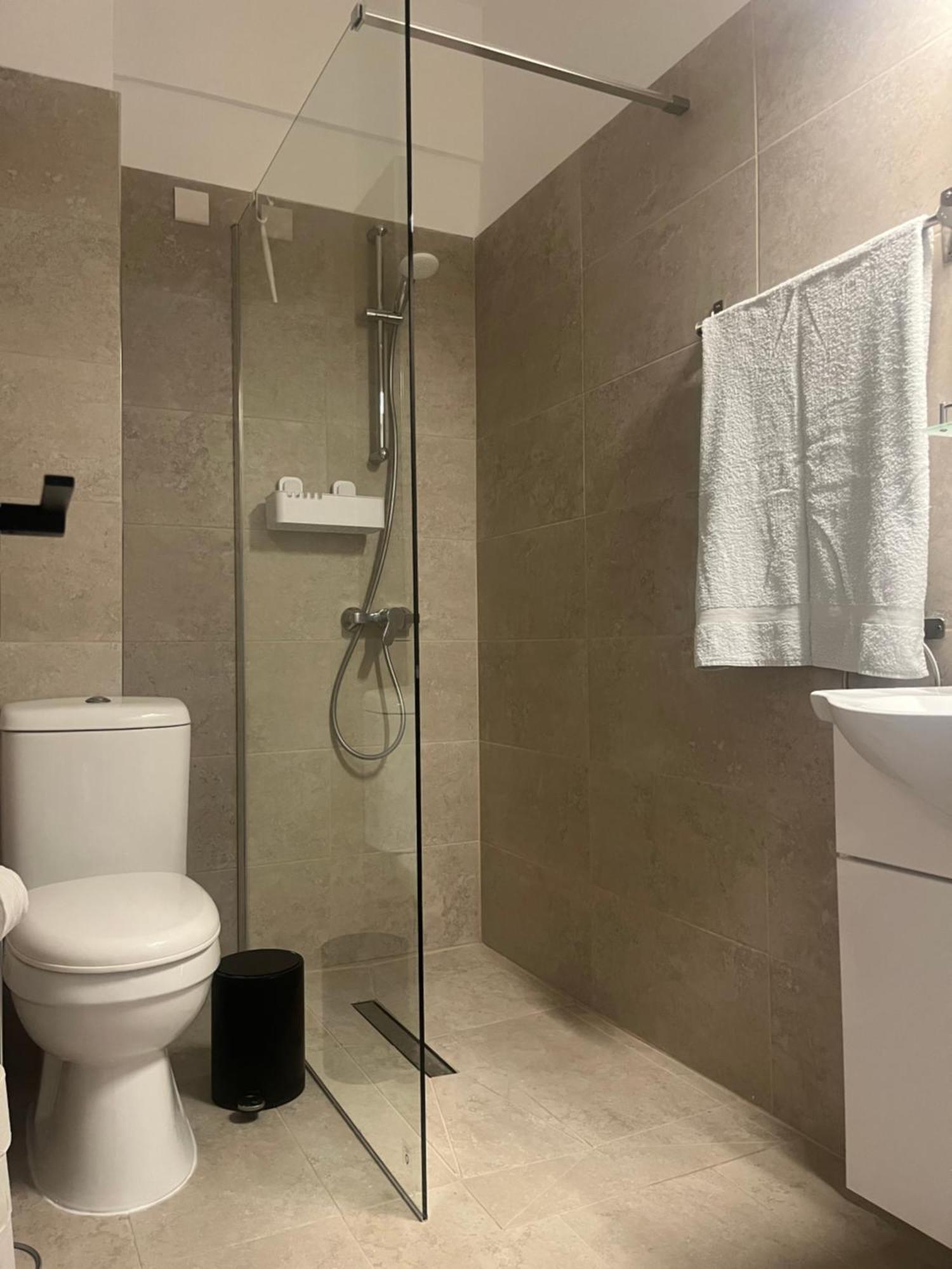 Ferienwohnung Diamond Complex Paphos Exterior foto