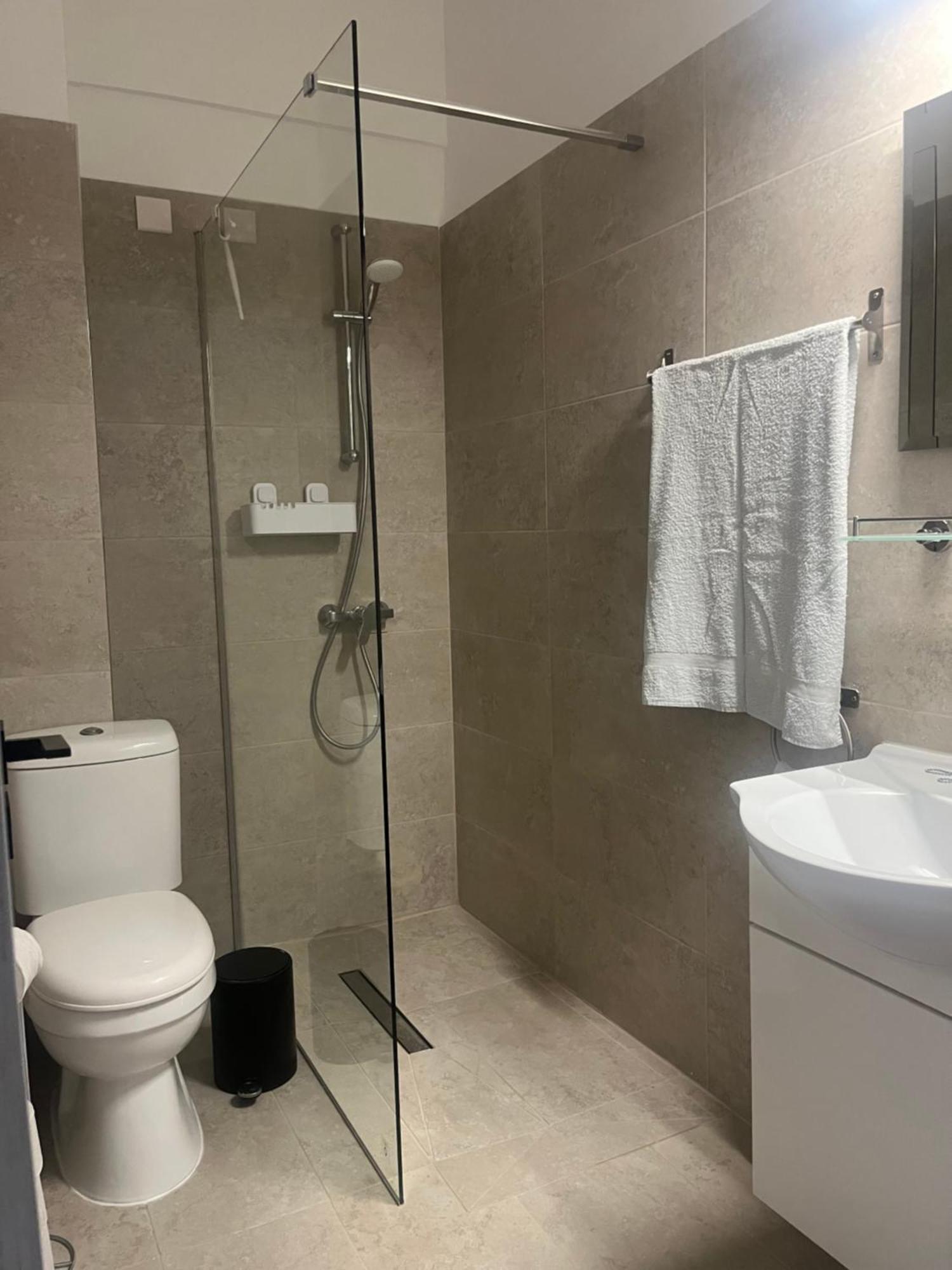 Ferienwohnung Diamond Complex Paphos Exterior foto