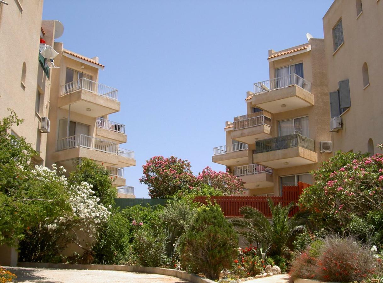 Ferienwohnung Diamond Complex Paphos Exterior foto