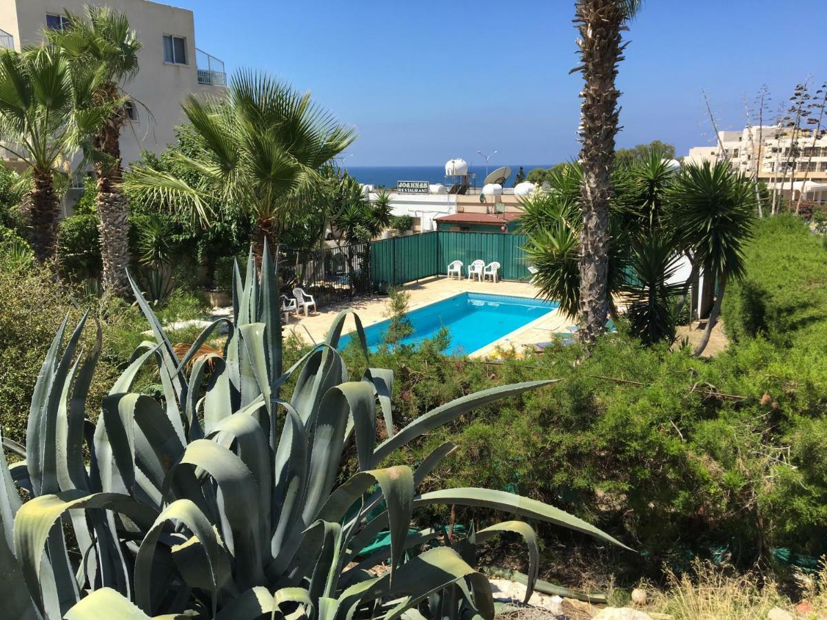 Ferienwohnung Diamond Complex Paphos Exterior foto
